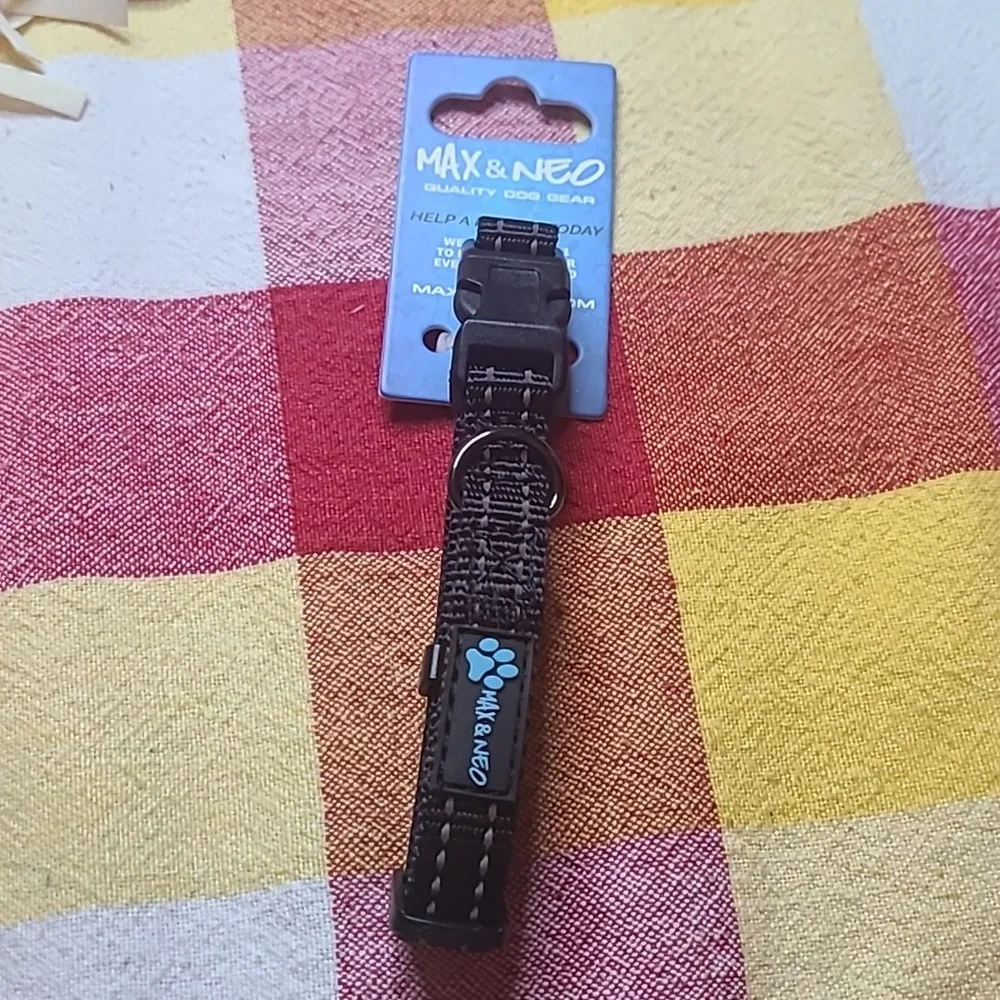 New dog collar size xsmall black